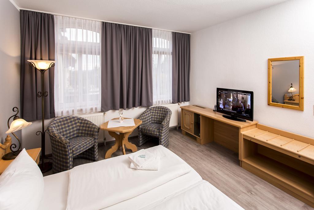 Готель Der Bayerische Hof Grunbach Екстер'єр фото